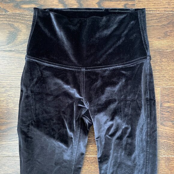 Lululemon Black Velvet Wunder Lounge High-Rise Tight 28"-Size 2 - Picture 2 of 8